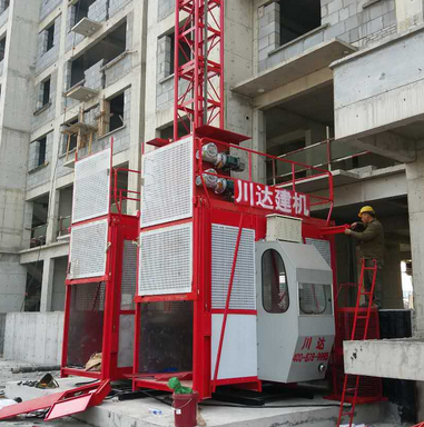 河南川達(dá)施工升降機(jī)租賃時(shí)要做好哪些檢查？
